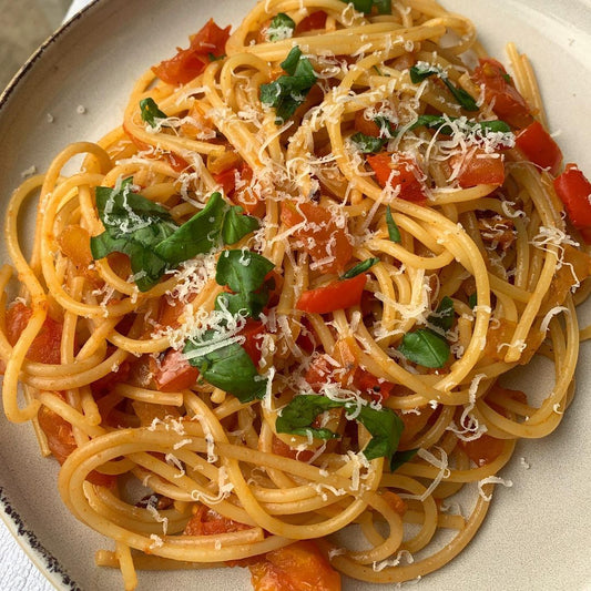 How to make: Roasted Tomato And Garlic Spaghetti